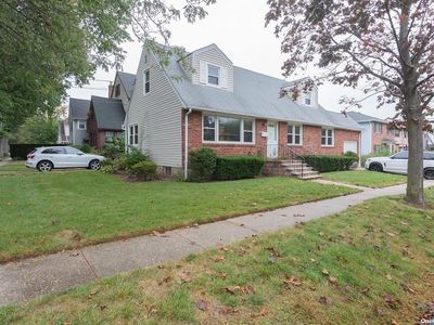23 Ash St, Floral Park, NY, 11001