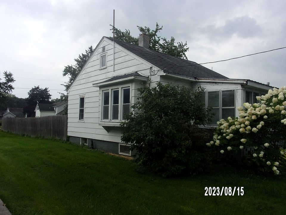 216 E 3rd St, Aroma Park, IL 60910 Zillow