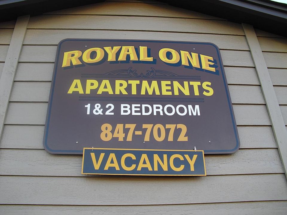 1st image of 2702 S 74th St APT H
