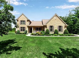 6812 Bear Ridge Rd, Lockport, NY 14094