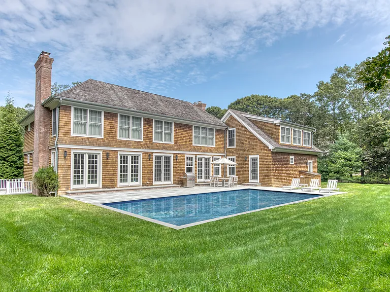 5 Barclay Ct — Photo 2