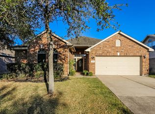 805 Hallmark Oak St, Seabrook, TX 77586