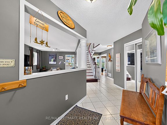 4th image of 96 Cresthaven Rd