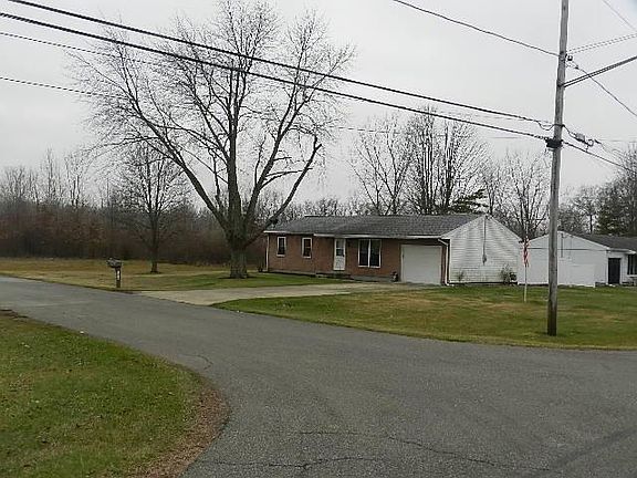 3rd image of 1819 Harris Dr