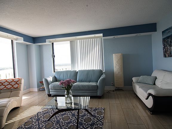 4th image of 400 E Colonial Dr APT 1309