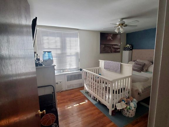 2nd image of 610 Waring Ave APT 4R