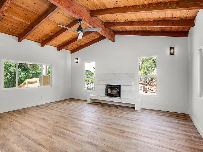 1162 Pebble Springs Ln — Photo 2