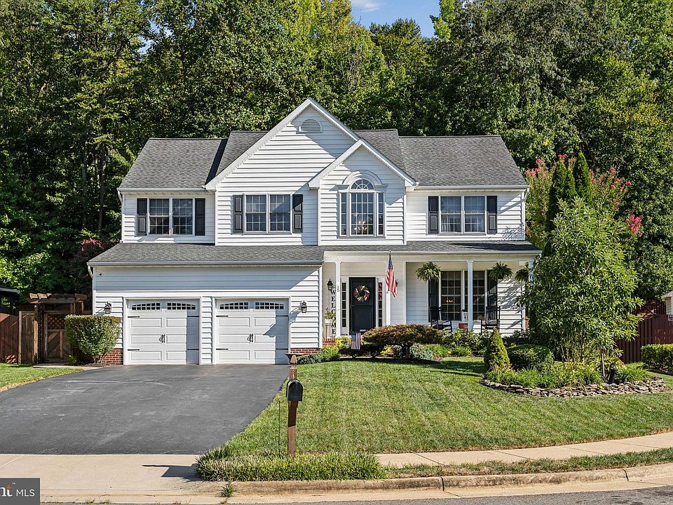 1st image of 15 Burningbush Ct