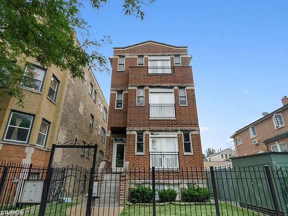 2nd image of 3519 W Medill Ave