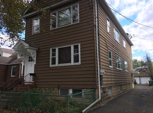 532 E Blancke St, Linden, NJ 07036