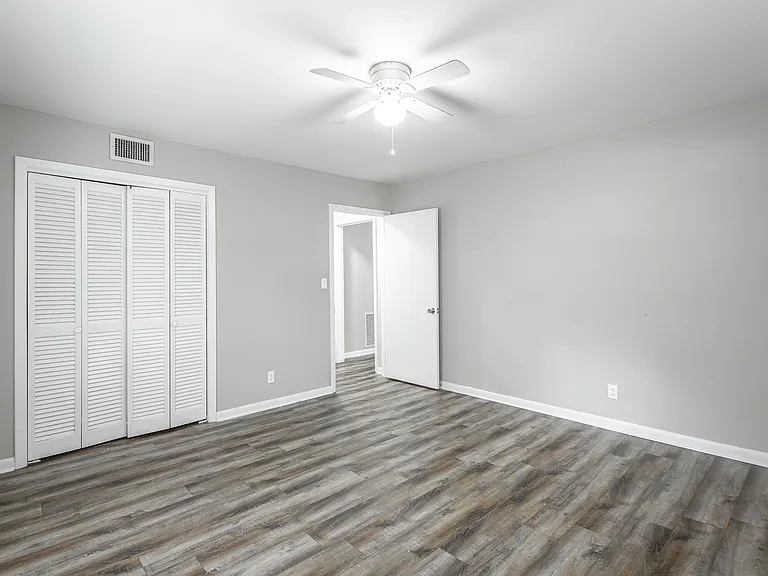 4711 Murray Lake Ln — Photo 12
