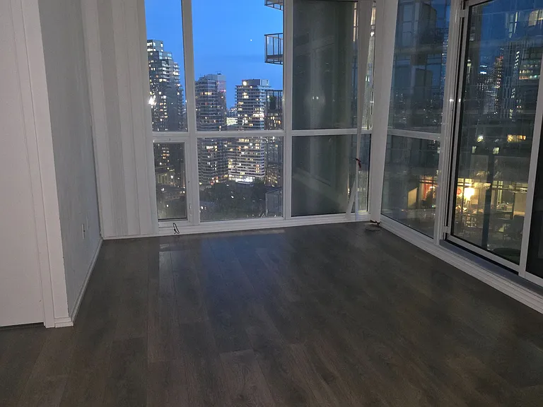 45 Charles St E #3002 — Photo 6