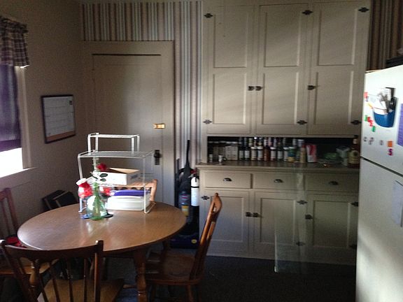 Upstairs Eat-in Kitchen