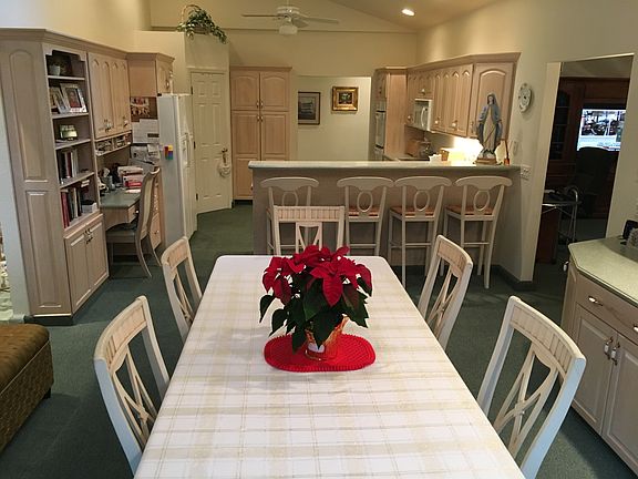 3rd image of 2880 Parkway Ct