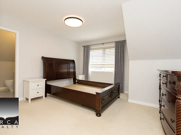6858 Wiltshire St — Photo 38