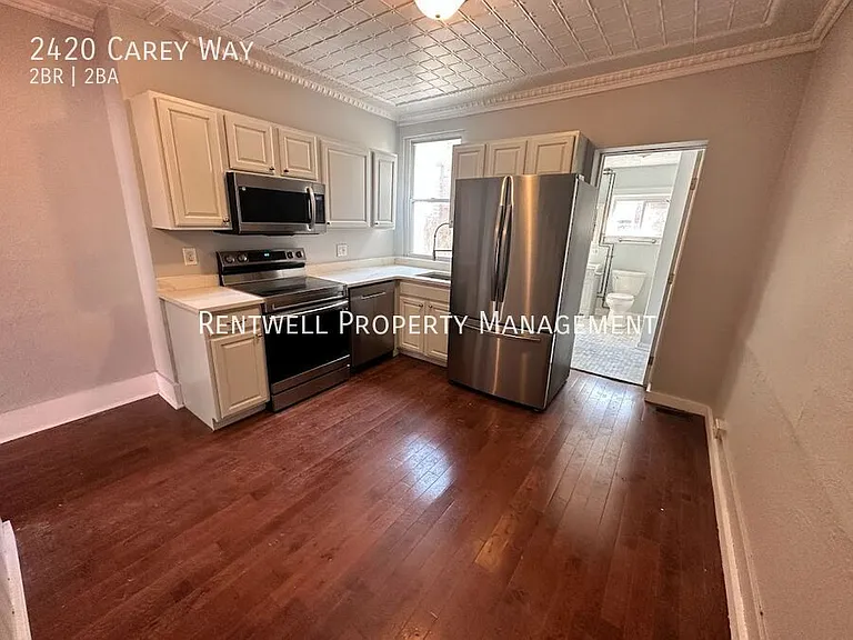 2420 Carey Way — Photo 3
