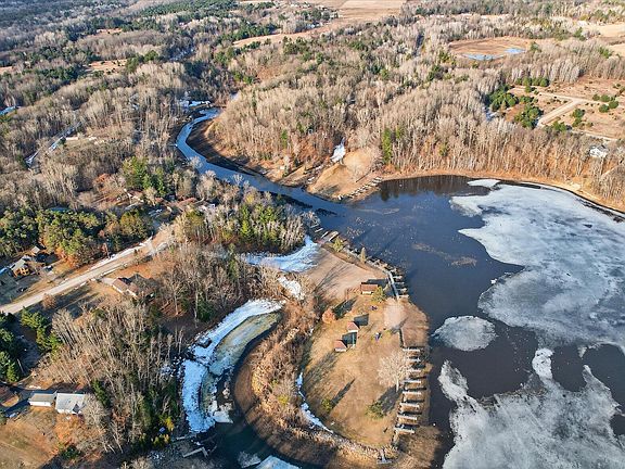 3rd image of Highland Ct