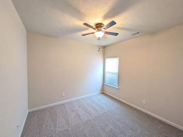 859 Westlawn Dr — Photo 19