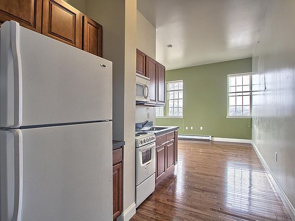 5th image of 1841 N 3rd St APT 208