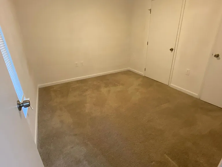 Lake Park Co-living Rooms — Photo 23