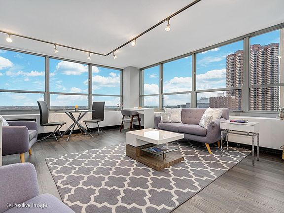 2nd image of 3550 N Lake Shore Dr APT 1713