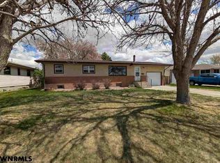 1413 Avenue N, Scottsbluff, NE 69361