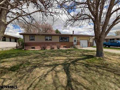1413 Avenue N, Scottsbluff, NE, 69361