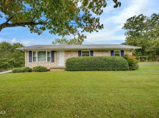108 Robin Dr, Bristol, TN 37620