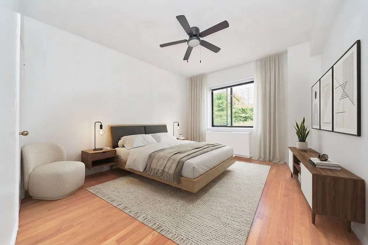 458 West 52nd Street — Photo 2