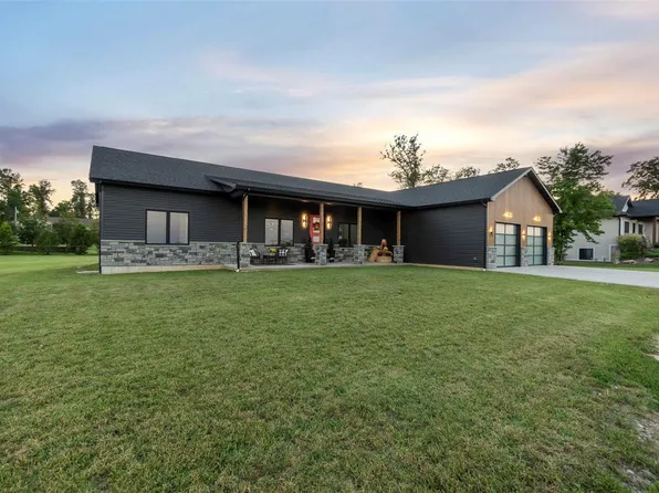 2679 N Kingshighway St, Perryville, MO 63775