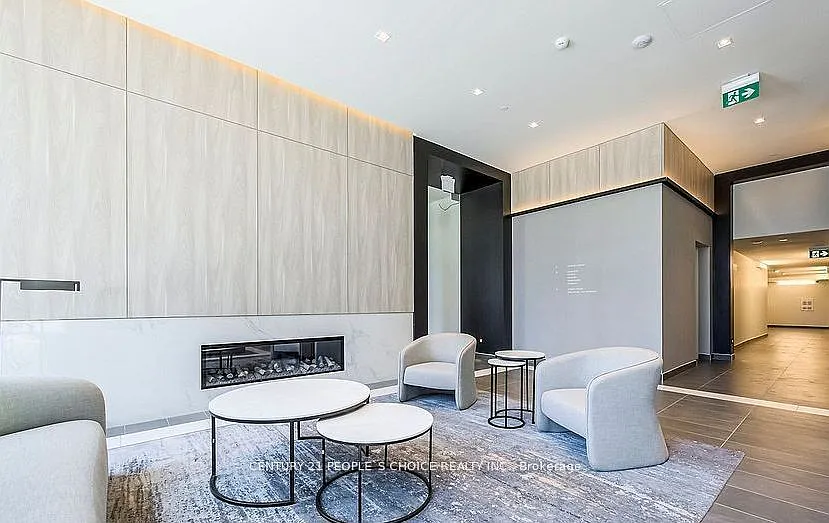 2 bed, $2,300 — Photo 4