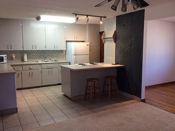 4th image of 1809 W 21st Ter