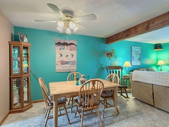 5th image of 17 Fernwood Dr APT C
