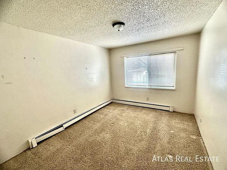 312 W Alabama Ave — Photo 19