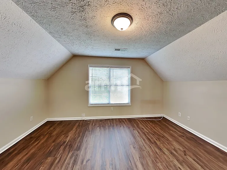2380 Sailor Ln — Photo 13