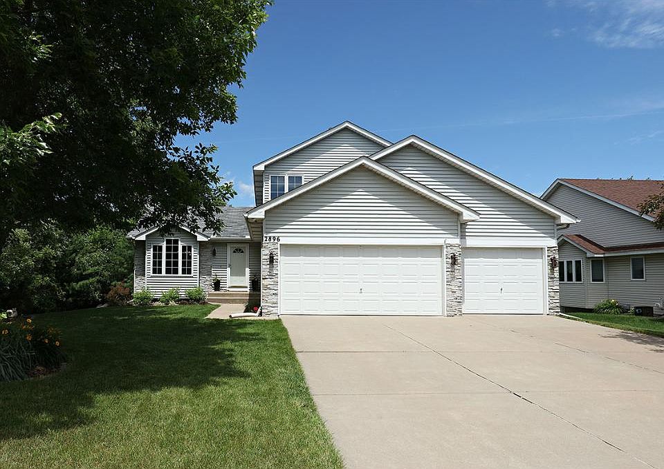 1st image of 2896 Meadow Brook Dr