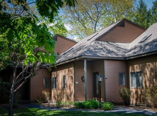 1140 Murphys Rd #9B, Hartford, VT 05047