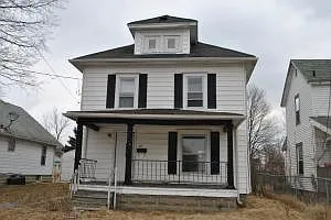 296 Waterloo St photo 1