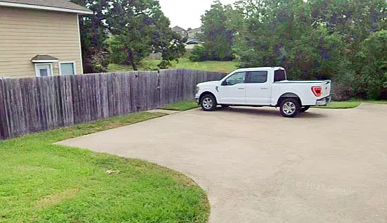 4049 Southern Trace Dr — Photo 10