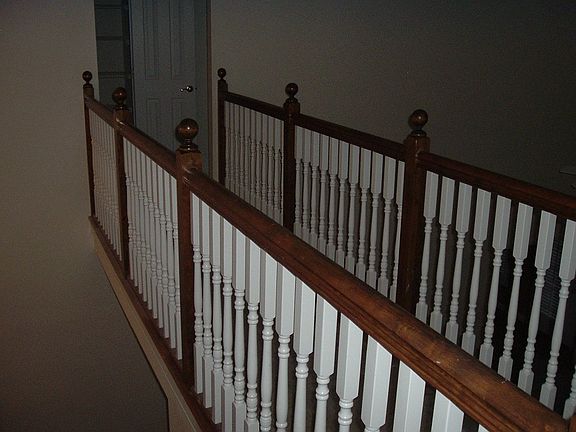 WALKWAY ON THIRD LEVEL