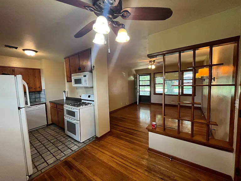 511 Fleetwood Dr — Photo 28