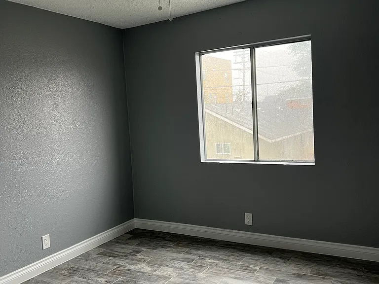 120 W 73rd St #3 — Photo 3