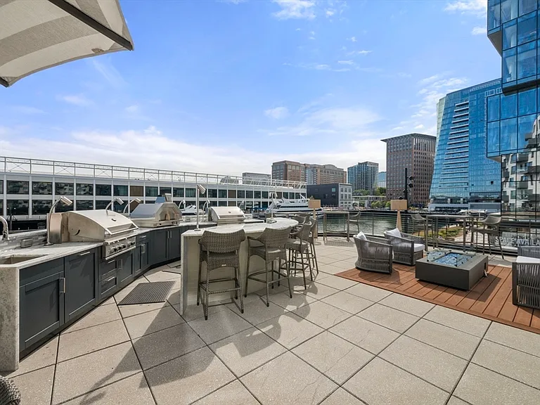 300 Pier 4 Blvd #6D — Photo 33