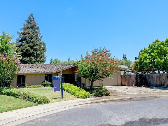 2nd image of 4433 Winding River Cir