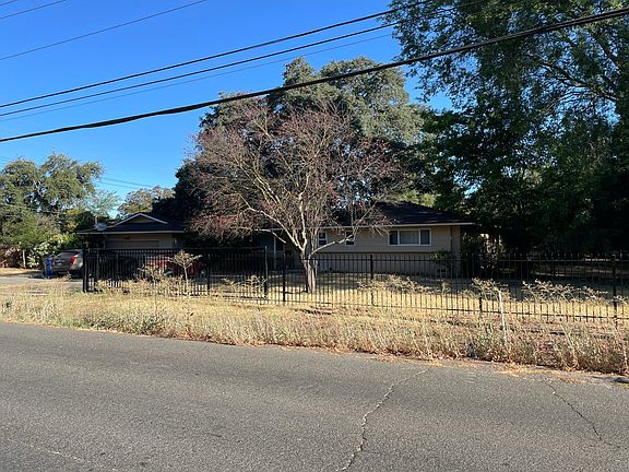 2nd image of 2895 Pope Ave