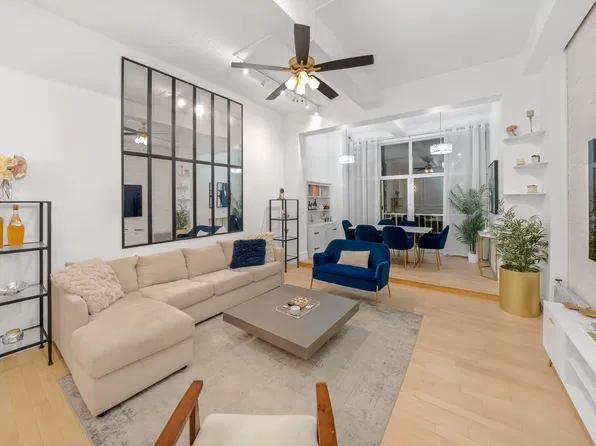 244 Madison Avenue image 1 of 7