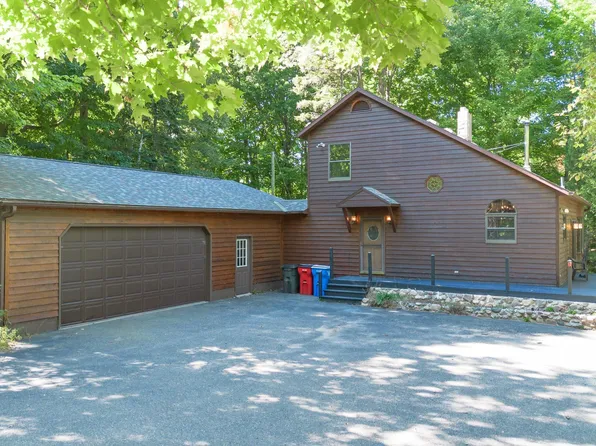 496 County Road 550, Marquette, MI 49855