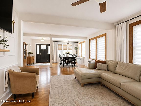 5th image of 723 Bard Ave