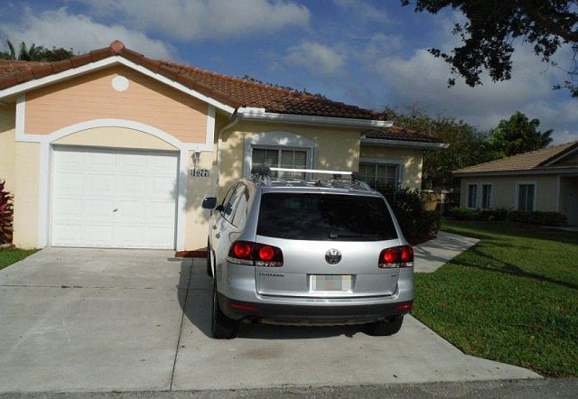 1st image of 1077 SW 42nd Ter