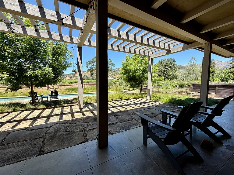 4181 Silverado Trl — Photo 29